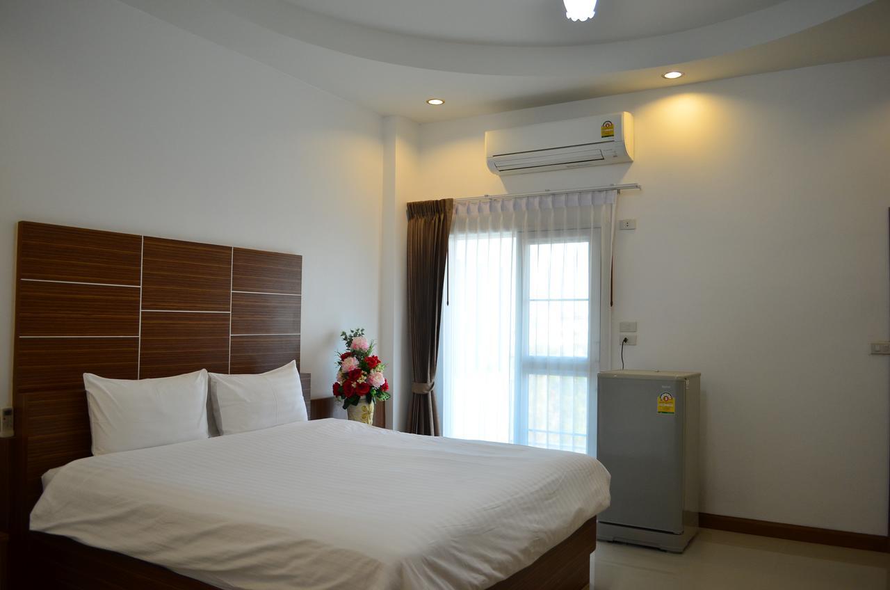 Ketsara Hotel Maha Sarakham Quarto foto