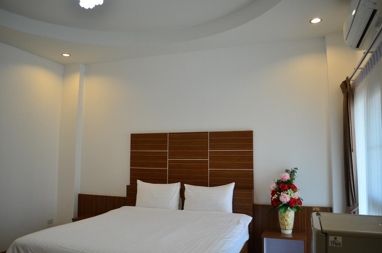 Ketsara Hotel Maha Sarakham Exterior foto
